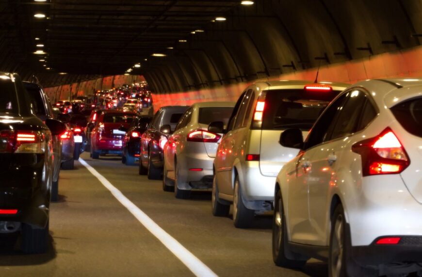 tunnel traffic car accident