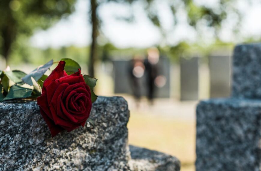 Pedestrian Killed by Delivery Truck in Norfolk